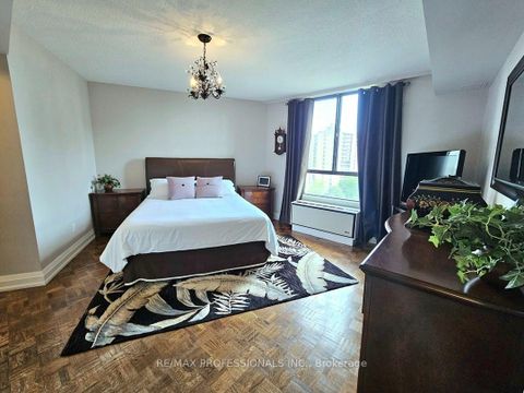 Photo 16 at E41 - 300 Mill Road, Markland Wood, Toronto