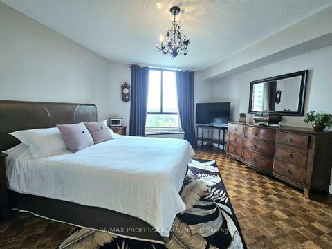 Photo 17 at E41 - 300 Mill Road, Markland Wood, Toronto