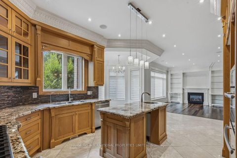 Photo 13 at 2706 Bayview Avenue, Windfields, Toronto