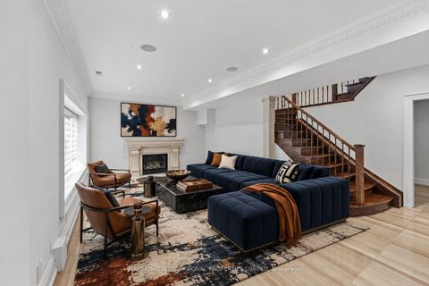 Photo 31 at 2706 Bayview Avenue, Windfields, Toronto