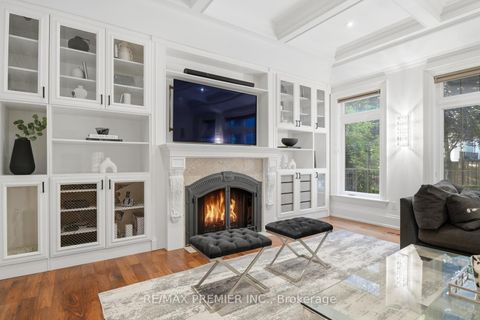 Photo 12 at 35 Normandale Crescent, Windfields, Toronto