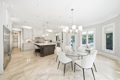 Photo 16 at 35 Normandale Crescent, Windfields, Toronto