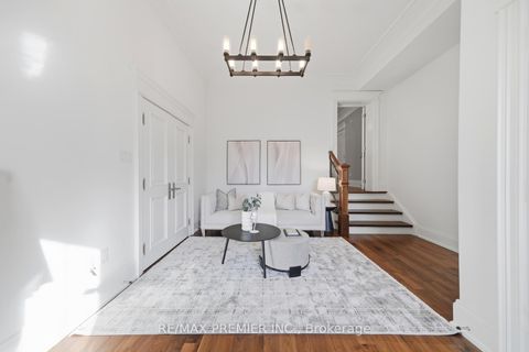 Photo 23 at 35 Normandale Crescent, Windfields, Toronto