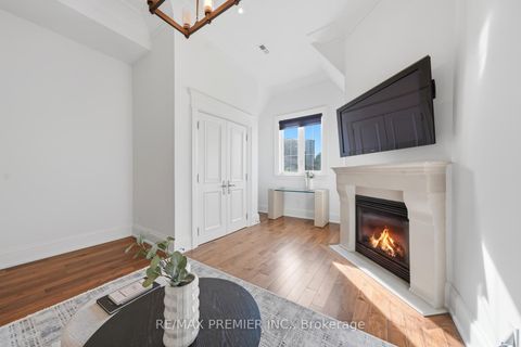 Photo 24 at 35 Normandale Crescent, Windfields, Toronto
