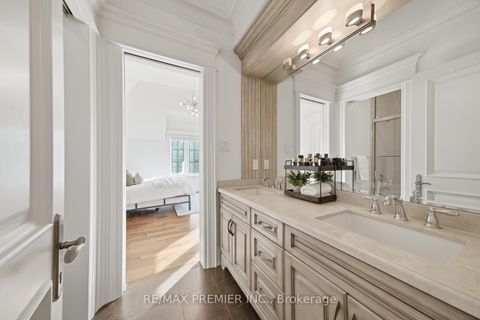 Photo 29 at 35 Normandale Crescent, Windfields, Toronto