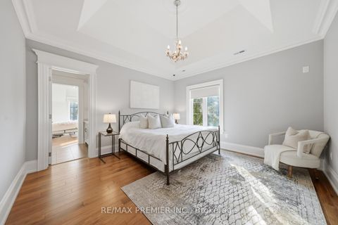 Photo 34 at 35 Normandale Crescent, Windfields, Toronto
