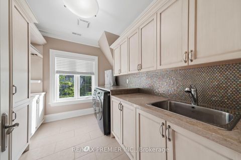 Photo 35 at 35 Normandale Crescent, Windfields, Toronto