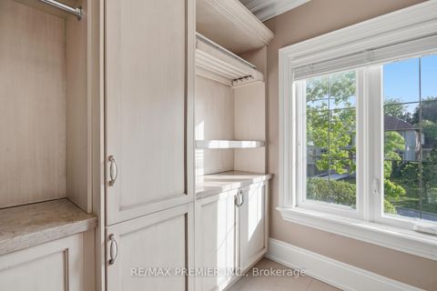 Photo 36 at 35 Normandale Crescent, Windfields, Toronto