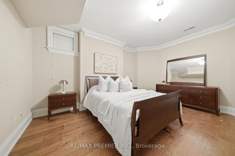 Photo 39 at 35 Normandale Crescent, Windfields, Toronto