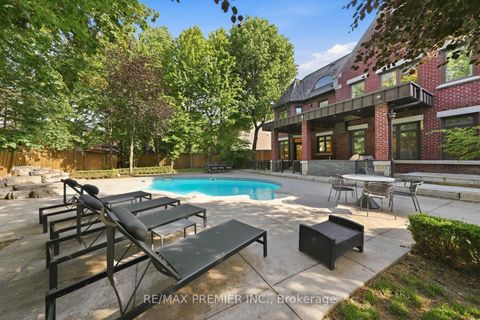 Photo 44 at 35 Normandale Crescent, Windfields, Toronto