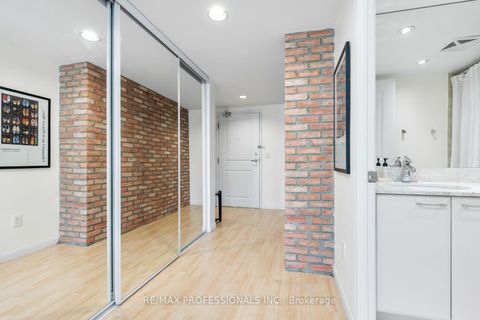 Photo 1 at 205 - 15 Stafford Street, Niagara, Toronto