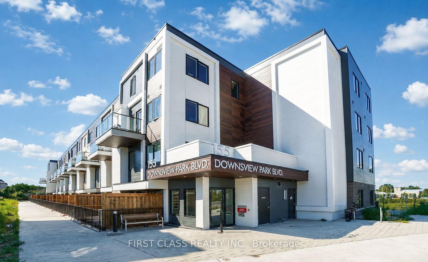 209 - 155 Downsview Park Boulevard, CFB, Toronto photo number 2