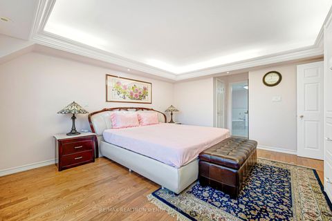 Photo 27 at 21 - 520 Silken Laumann Drive, Wyndham, Newmarket