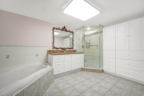 Photo 30 at 21 - 520 Silken Laumann Drive, Wyndham, Newmarket