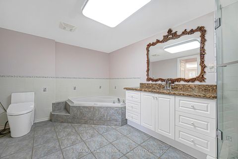 Photo 31 at 21 - 520 Silken Laumann Drive, Wyndham, Newmarket