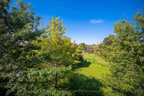 Photo 33 at 21 - 520 Silken Laumann Drive, Wyndham, Newmarket