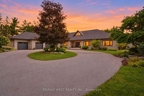 Photo 3 at 5775 Kirby Road, Kleinburg, Vaughan