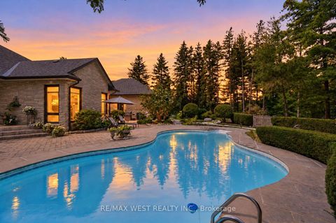 Photo 13 at 5775 Kirby Road, Kleinburg, Vaughan