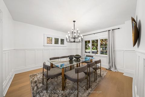 Photo 12 at 69 Chaplin Crescent, Eglinton, Toronto