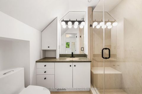 Photo 25 at 69 Chaplin Crescent, Eglinton, Toronto