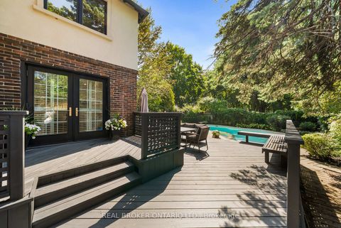 Photo 45 at 69 Chaplin Crescent, Eglinton, Toronto