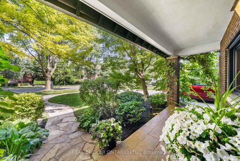 Photo 48 at 69 Chaplin Crescent, Eglinton, Toronto