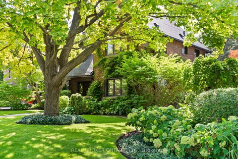 Photo 49 at 69 Chaplin Crescent, Eglinton, Toronto