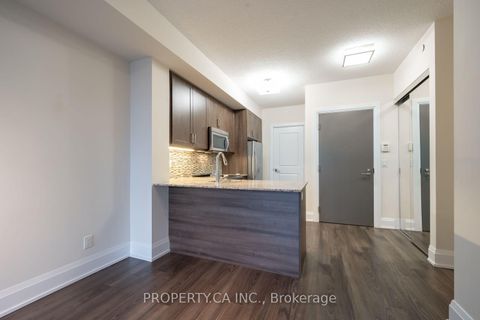 Photo 7 at 613 - 1 Old Mill Drive, Swansea, Toronto