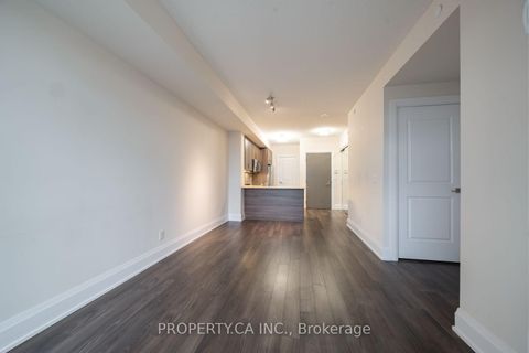 Photo 11 at 613 - 1 Old Mill Drive, Swansea, Toronto