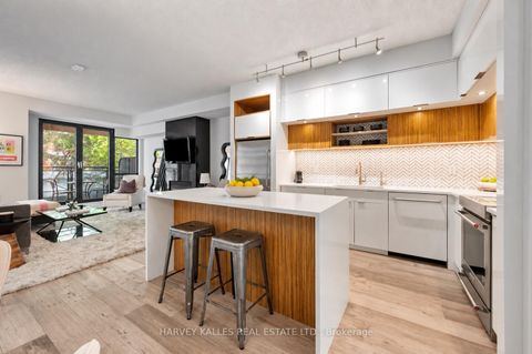 Photo 7 at 418 - 20 Scrivener Square, Moore Park, Toronto