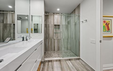 Photo 20 at 418 - 20 Scrivener Square, Moore Park, Toronto