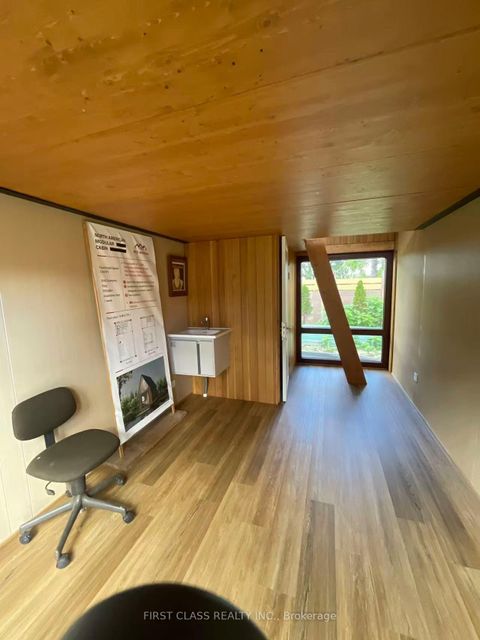 Photo 9 at 17450 Bathurst Street, Rural King, King