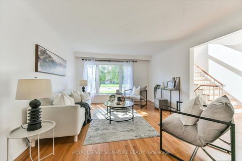 Photo 3 at 52 Daleside Crescent, Victoria Village, Toronto