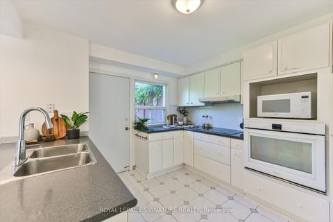 Photo 6 at 52 Daleside Crescent, Victoria Village, Toronto