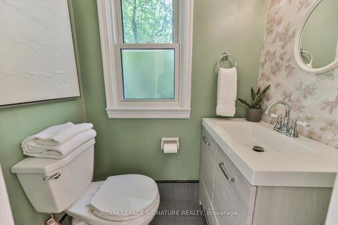 Photo 11 at 52 Daleside Crescent, Victoria Village, Toronto