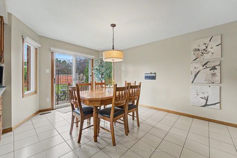 Photo 9 at 265 Dante Court, East Woodbridge, Vaughan
