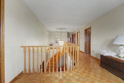 Photo 15 at 265 Dante Court, East Woodbridge, Vaughan