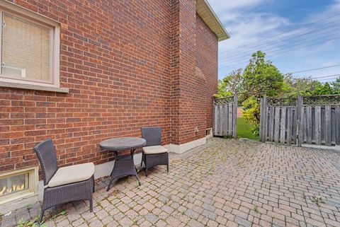 Photo 25 at 265 Dante Court, East Woodbridge, Vaughan