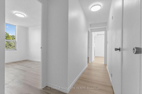 Photo 12 at 510 - 5 Shady Golf Way, Flemingdon Park, Toronto