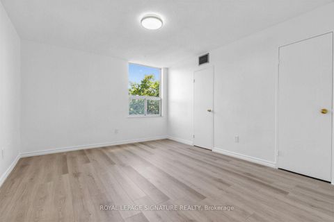 Photo 14 at 510 - 5 Shady Golf Way, Flemingdon Park, Toronto
