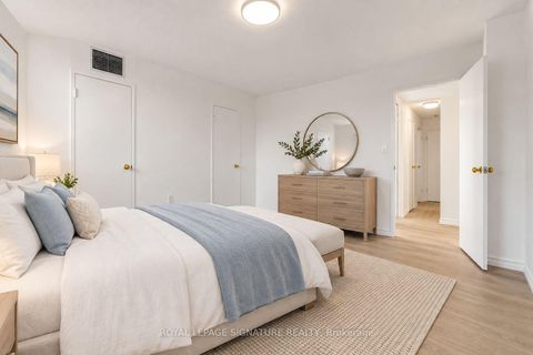 Photo 15 at 510 - 5 Shady Golf Way, Flemingdon Park, Toronto