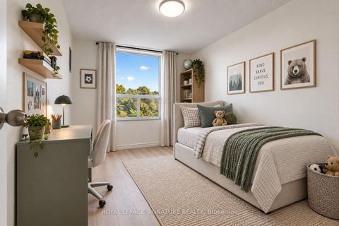 Photo 17 at 510 - 5 Shady Golf Way, Flemingdon Park, Toronto