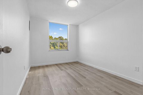 Photo 18 at 510 - 5 Shady Golf Way, Flemingdon Park, Toronto