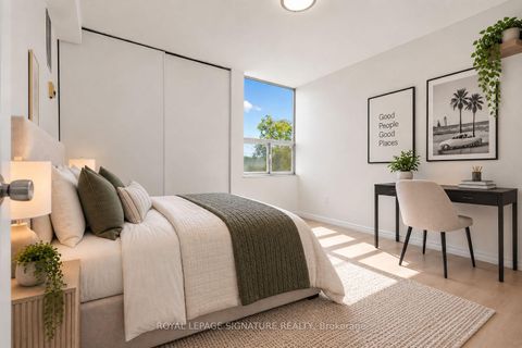 Photo 22 at 510 - 5 Shady Golf Way, Flemingdon Park, Toronto