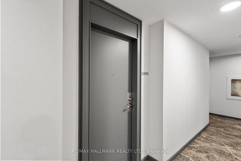 Photo 6 at 1609 - 18 Spring Garden Avenue, Willowdale East, Toronto