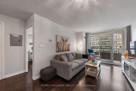 Photo 15 at 1609 - 18 Spring Garden Avenue, Willowdale East, Toronto