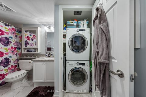 Photo 21 at 1609 - 18 Spring Garden Avenue, Willowdale East, Toronto