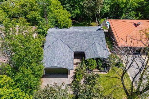 Photo 9 at 209 Burbank Drive, Bayview Village, Toronto