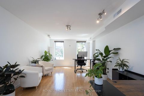 Photo 16 at 432 Queen Street E, Regent Park, Toronto