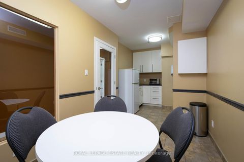 Photo 25 at 432 Queen Street E, Regent Park, Toronto